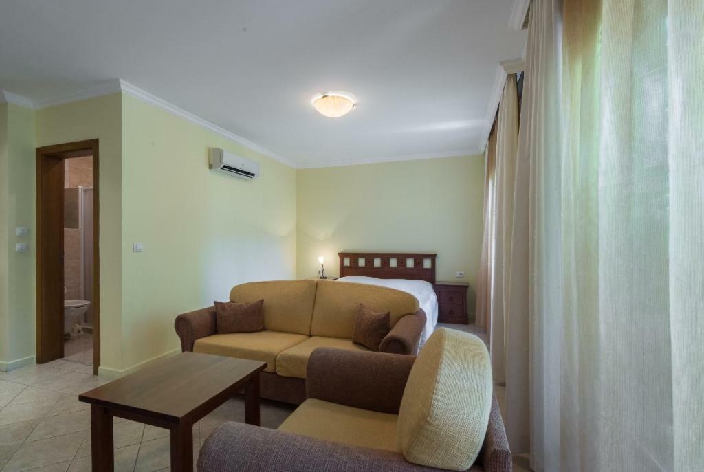 Sozopol Private Apartments St. Marina Bagian luar foto